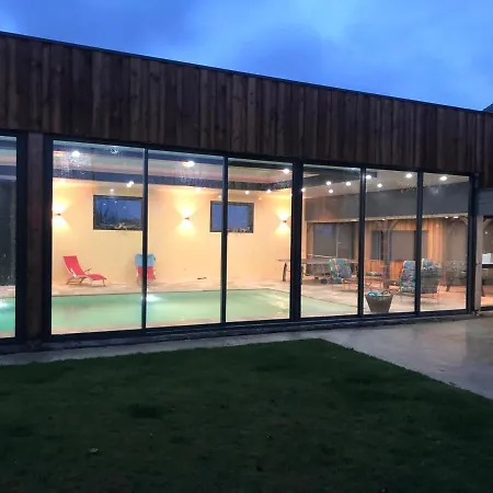 Piscine Intérieure31degrés Zoo La Fleche24h Du Mans Сasa de vacaciones