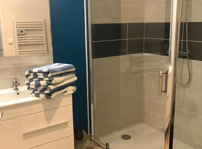 Piscine Interieure31degres Zoo La Fleche24h Du Mans * Clermont-Creans