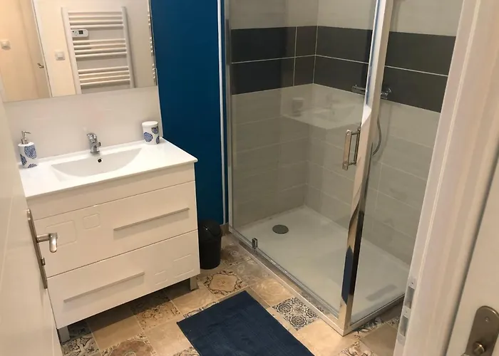 Piscine Interieure31degres Zoo La Fleche24h Du Mans 度假居