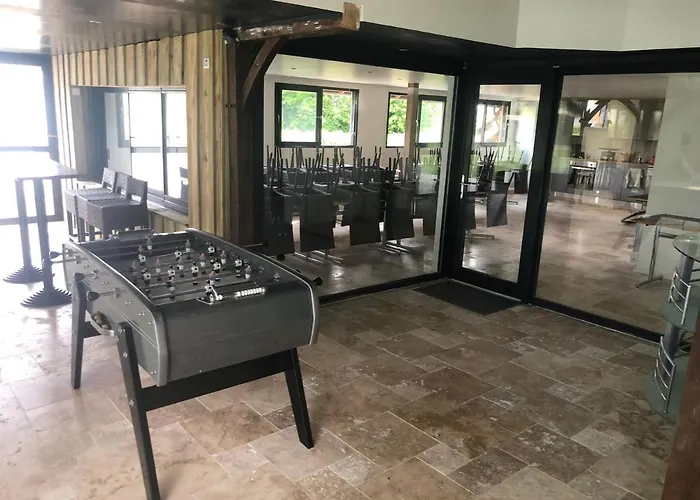 Piscine Interieure31degres Zoo La Fleche24h Du Mans Clermont-Creans